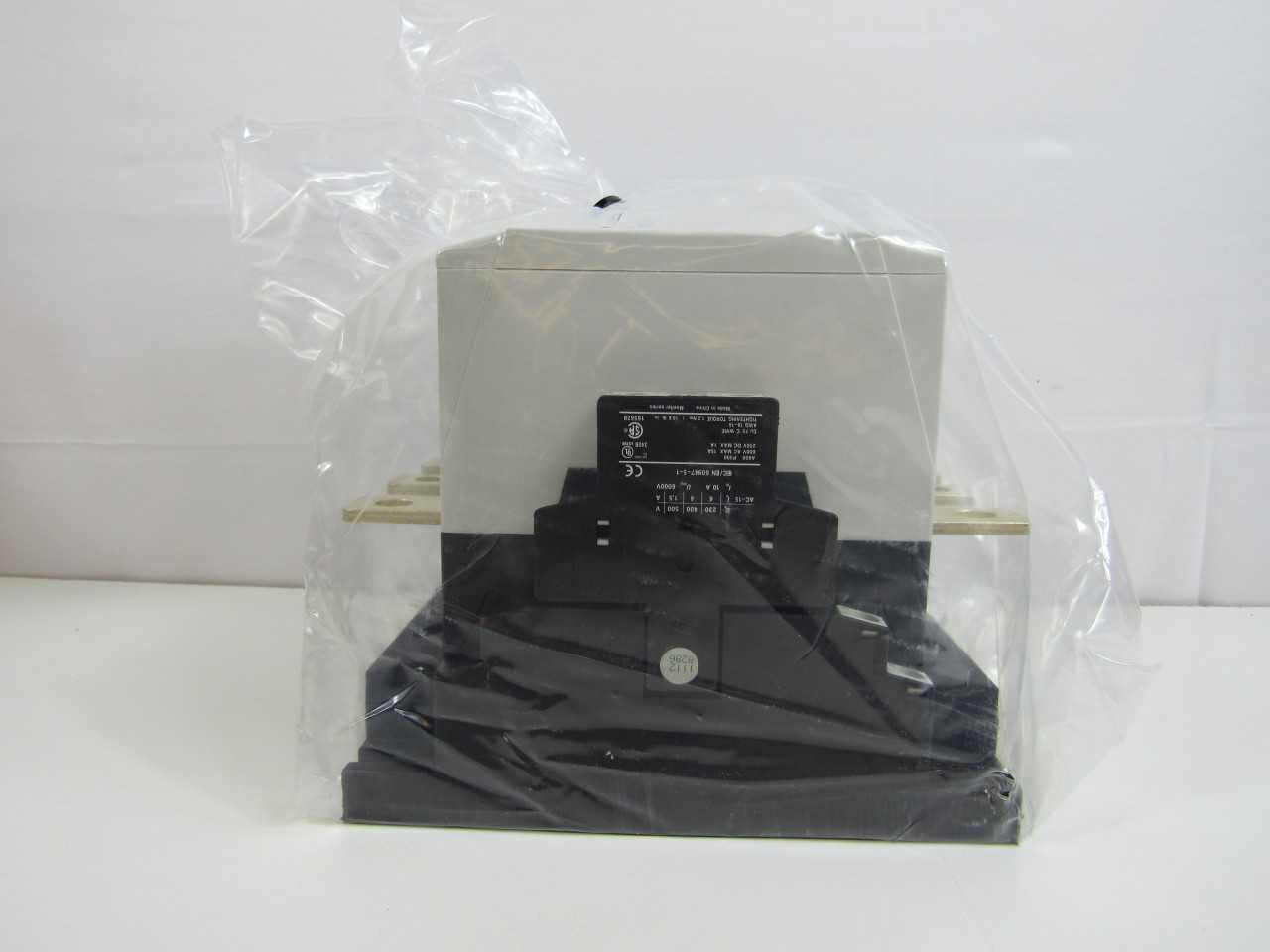 Quantity of 2x XTCE225H22C Contactors - CONTACTORS