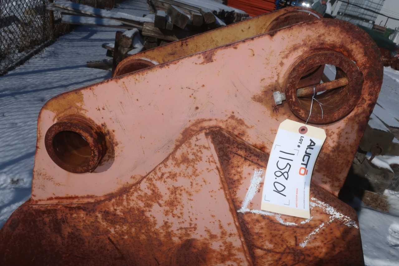 NYE 24" EXCAVATOR BUCKET - CONSTRUCTION EQUIPMENT ATTACHMENTS