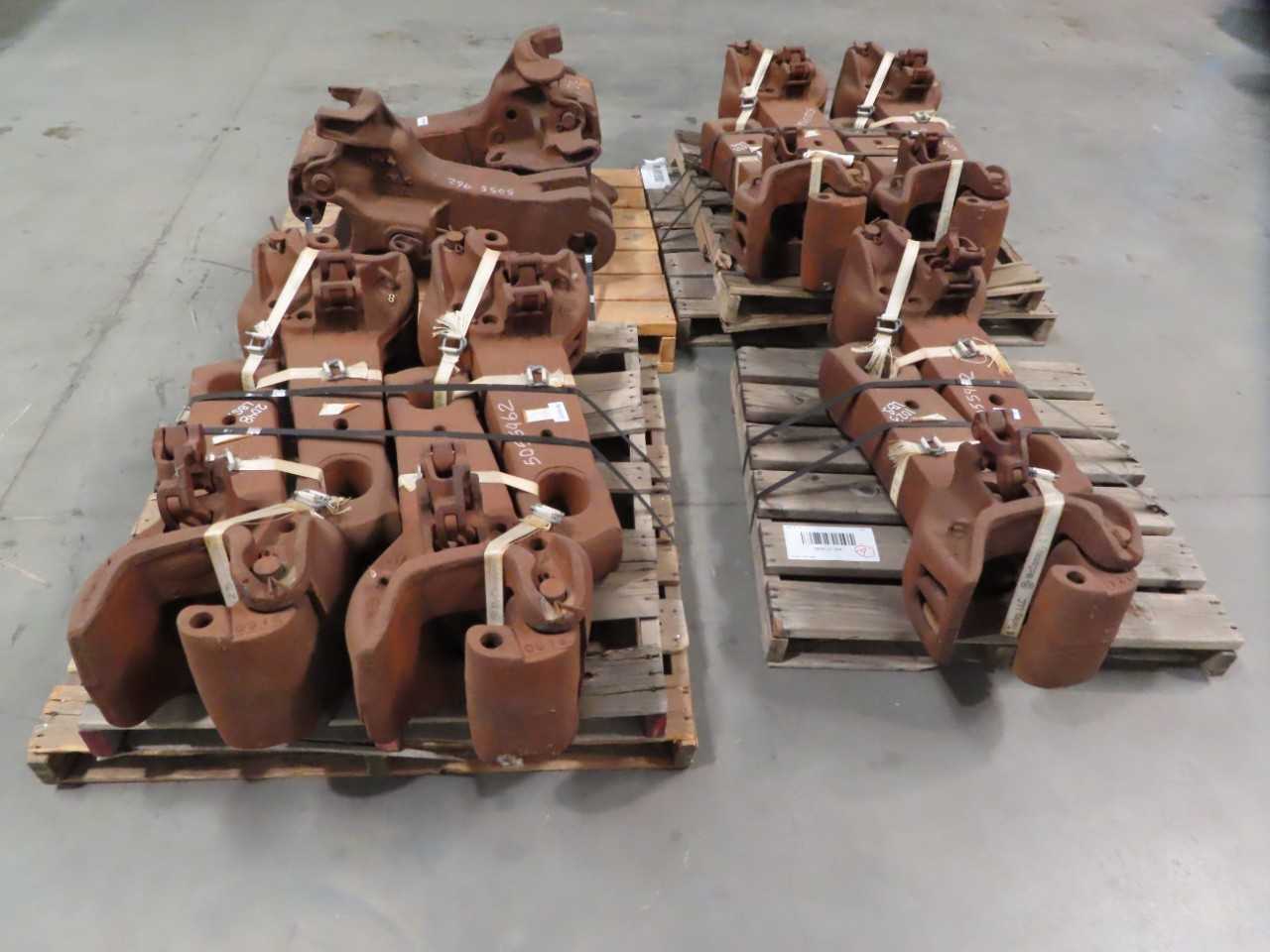 4 PALLETS OF ASSORTED CAB & PLATFORM SPARE TRAIN COUPLINGS - ELECTRICAL COMPONENTS