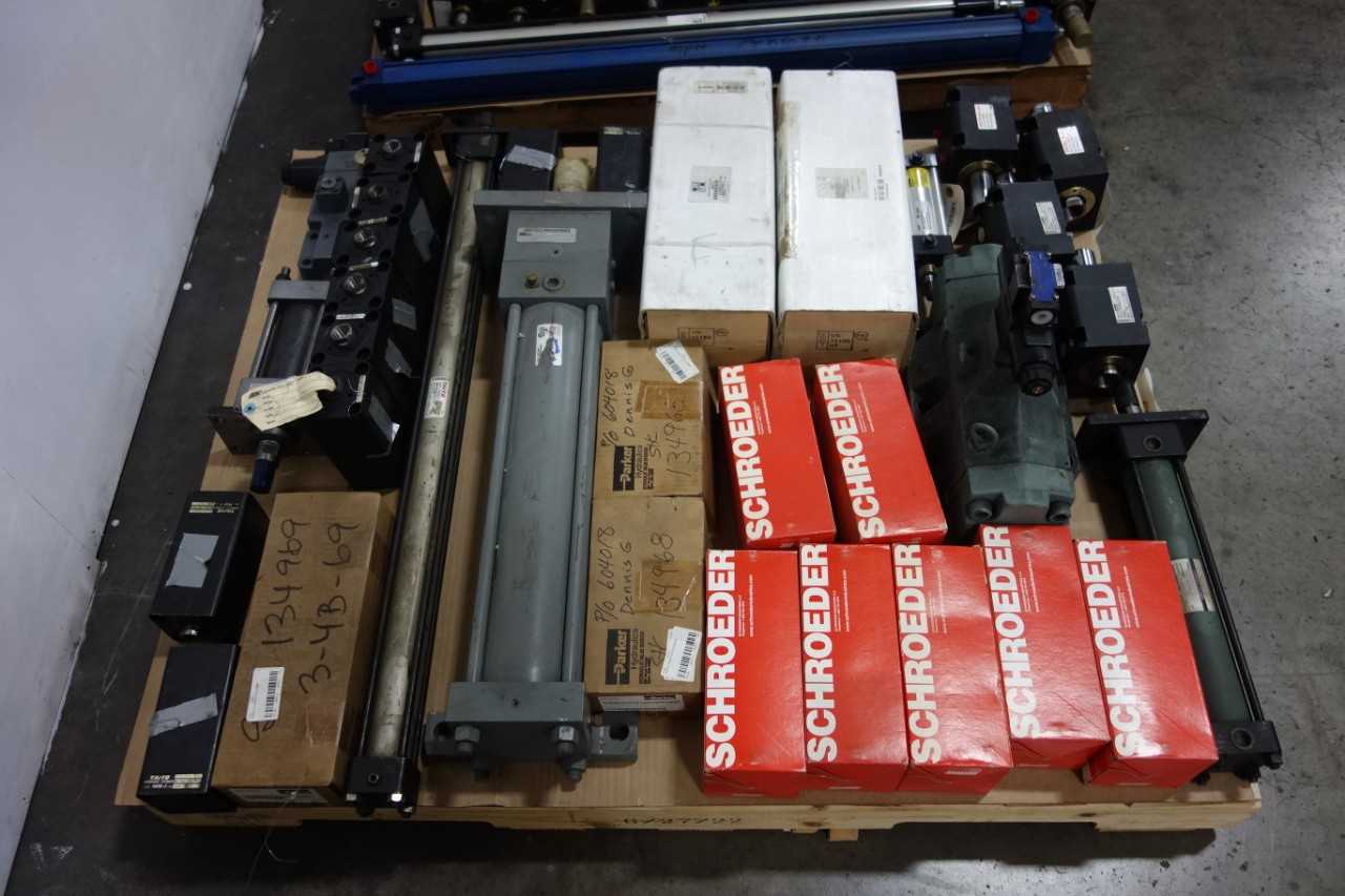 2 PALLETS OF ASSORTED HYDRAULICS - HAND TOOLS