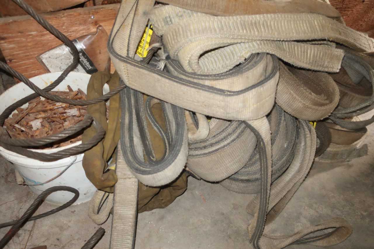 LOT OF ASSORTED LIFTING SLINGS - LIFTING EQUIPMENT
