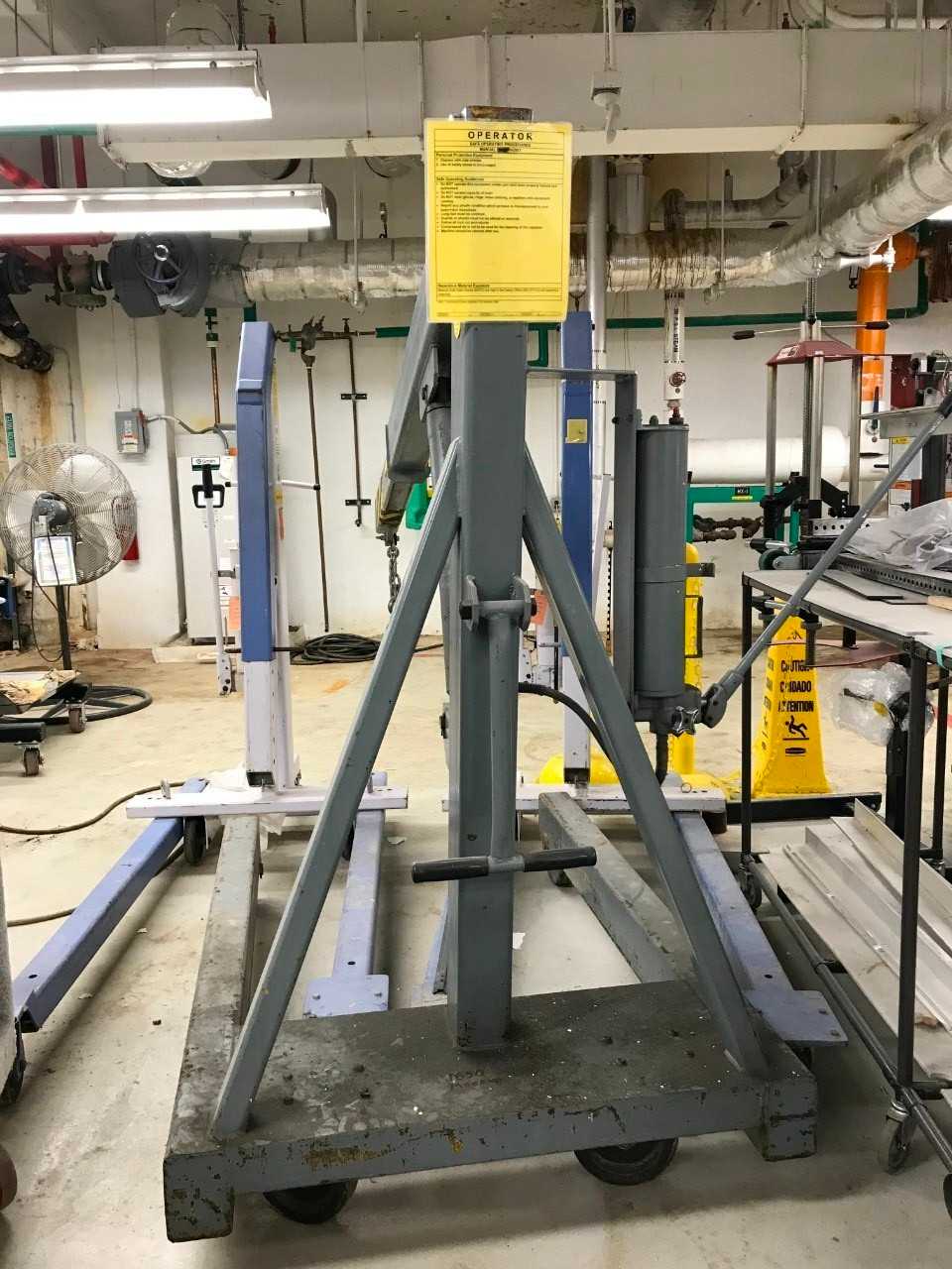 Hercules Manual Hoist/Floor Crane - LIFTING EQUIPMENT Hercules Manual Hoist/Floor Crane - LIFTING EQUIPMENT