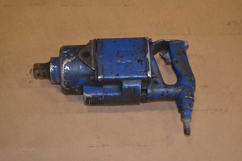 CHICAGO PNEUMATIC IMPACT WRENCH - MISCELLANEOUS