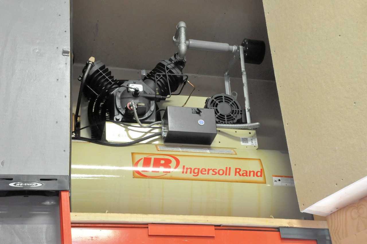 Ingersoll-Rand Model 2545E10 Premium 10-HP Twin V-Cylinder Horizontal Tank Mounted Air Compressor, S/n CBV349289, 120-Gallon Horizontal Tank, Exhaust Silencer Kit, 230/3/60 Volts, (Located on Upper Shelf of Pallet Racking) - AIR COMPRESSORS