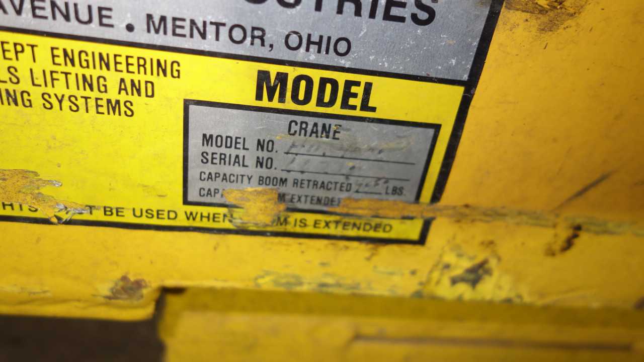 AIR TECHNICAL INDUSTRIES HYDRAULIC BOOM LIFT 400LB - AIR COMPRESSORS