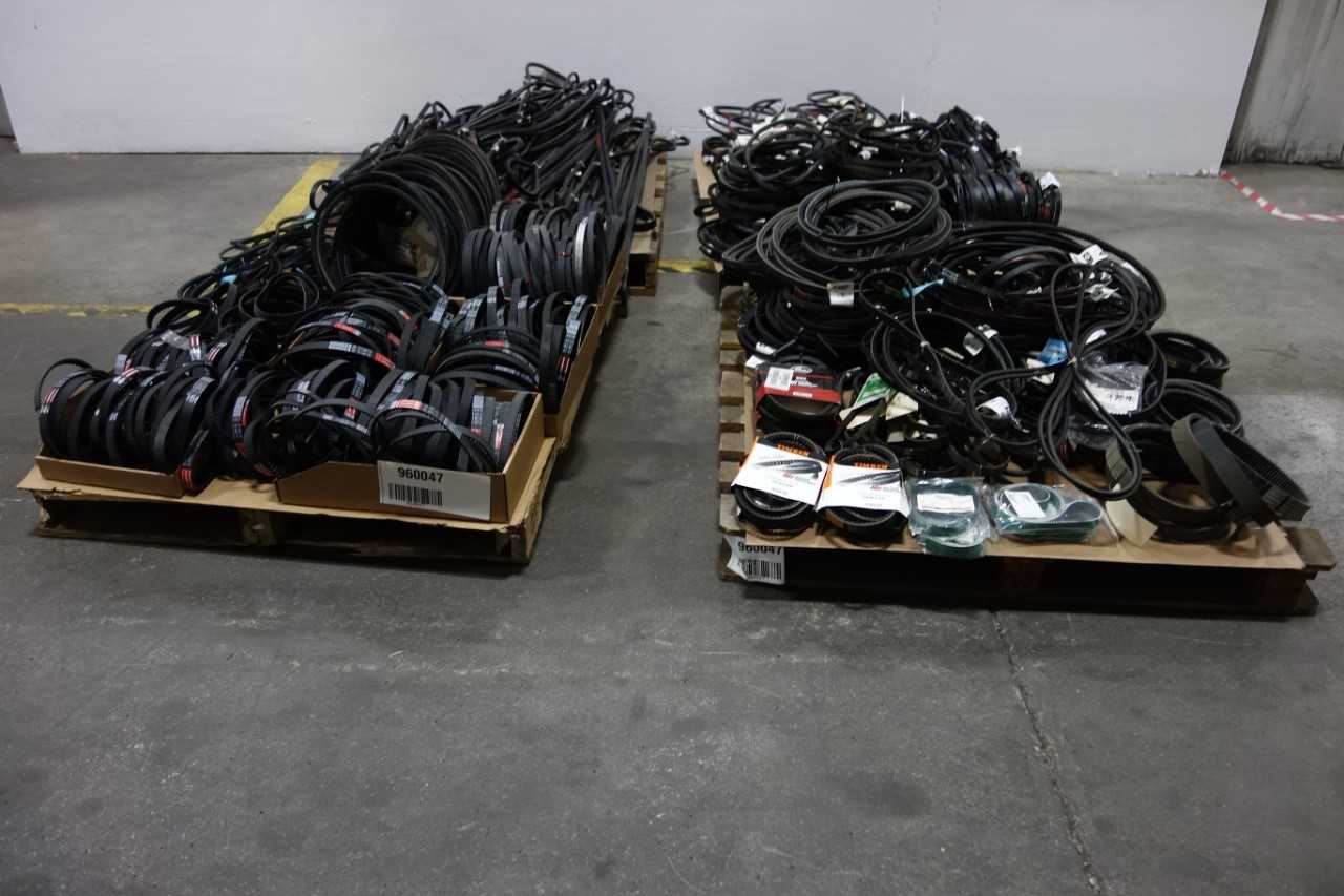 4 PALLETS OF ASSORTED BELTS - BELTS