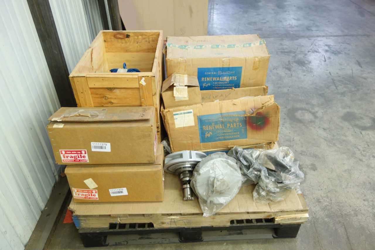 PALLET OF ASSORTED ELECTRIC MOTOR REPLACEMENT PARTS - ELECTRIC MOTORS