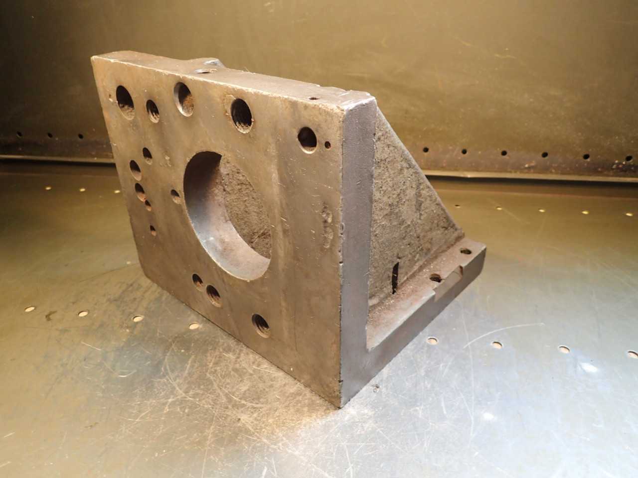 8-7/8" x 8-1/8" x 10" W  Cast Iron Right Angle Mill Milling Set-Up Fixture Plate - MILLING TOOLS