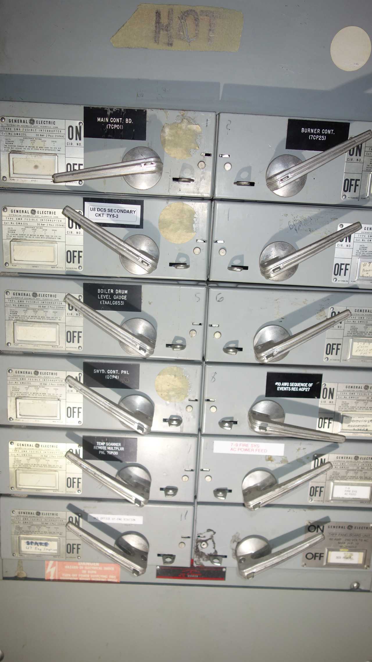 LOT OF 3 SQUARE D QMR PANEL BOARDS W/ 30A BREAKERS - CIRCUIT BREAKERS