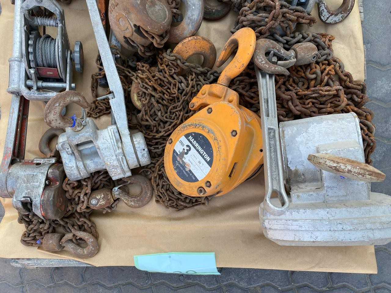 PALLET OF ASSORTED CHAIN HOIST - LIFTING EQUIPMENT