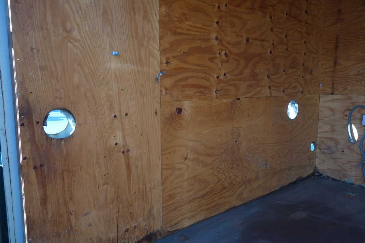 PANTHER SHIPPING CONTAINER - INDUSTRIAL PARTS