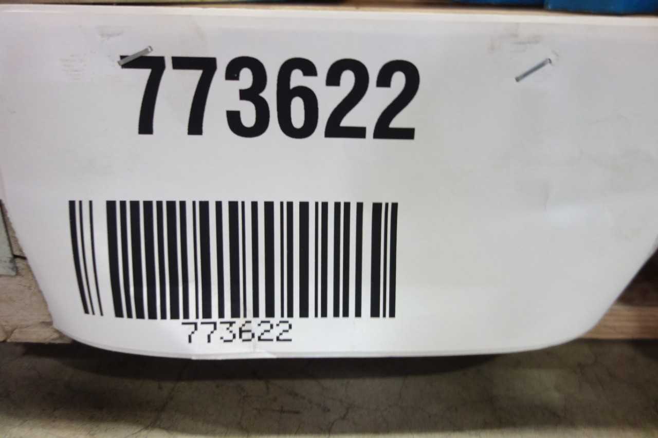 LOT OF ASSORTED VALVE PARTS - VALVES