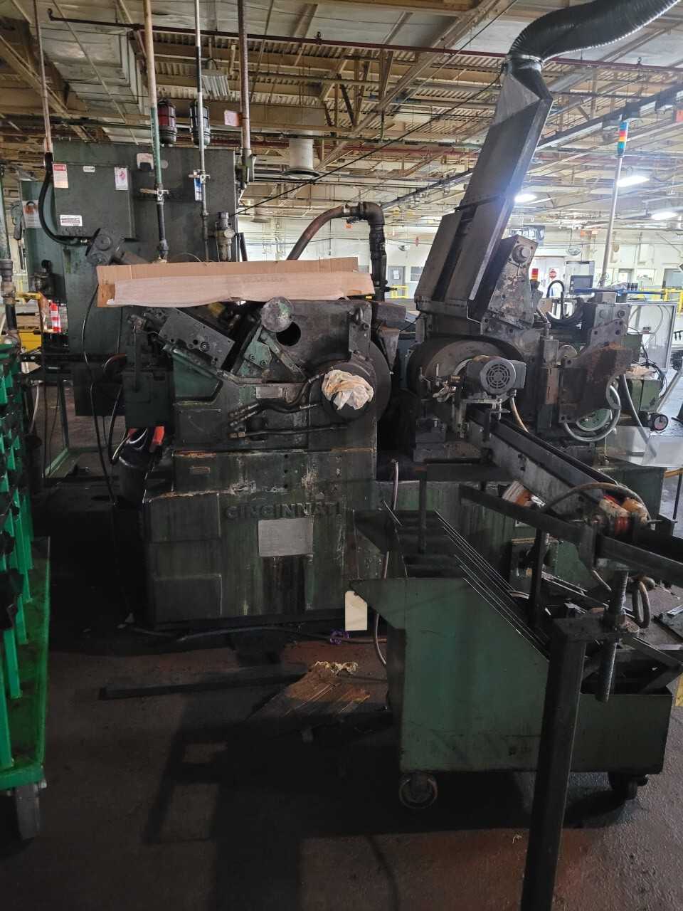 CINCINNATI CENTERLESS GRINDER - GRINDING MACHINES