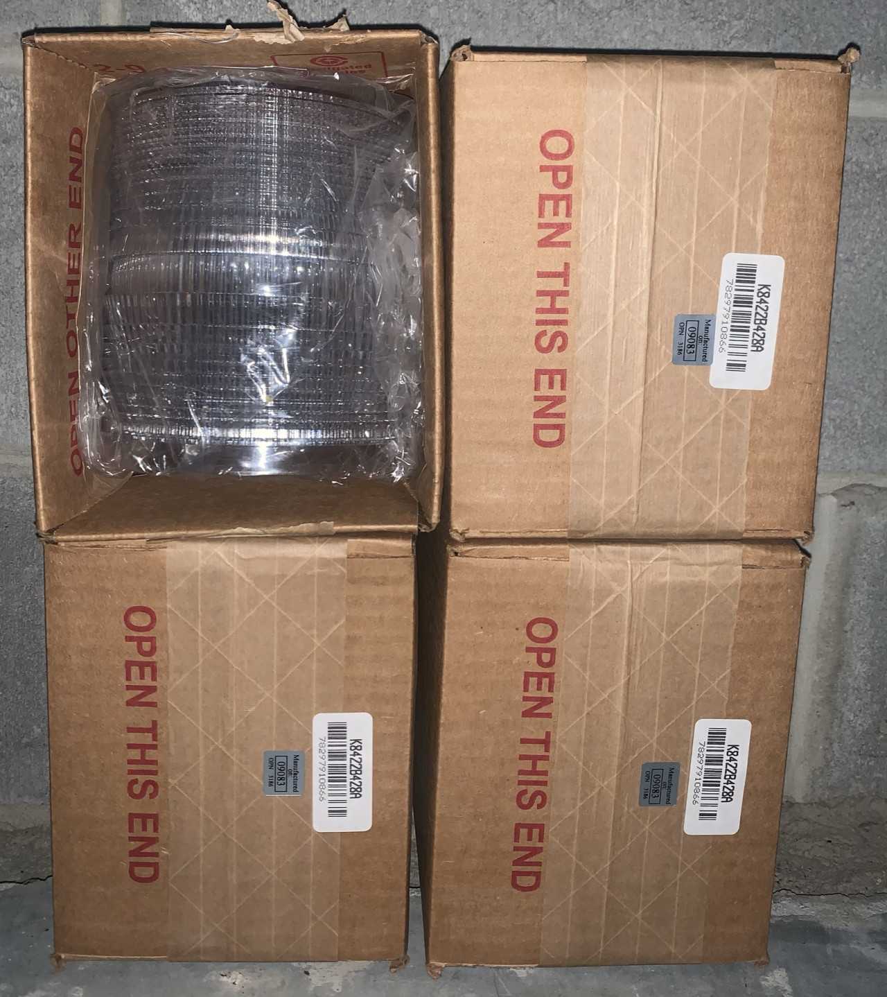 New - Lot of 4 - Federal Signal K4228B428A Clear Strobe Light Covers - LIGHTING