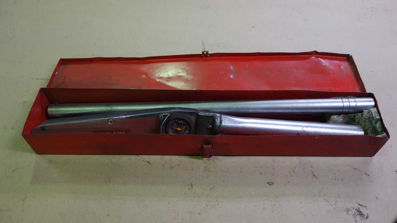 WILLIAMS HTD-2-600F DIAL TORQUE WRENCH - HAND TOOLS