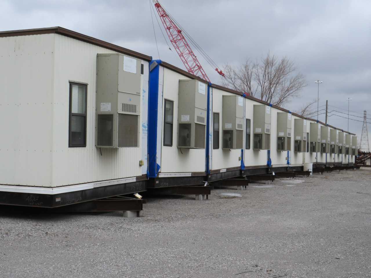 2006 SIX SECTIONS OF MODULAR OFFICES 84' X 72' MODEL 8476 - MISCELLANEOUS
