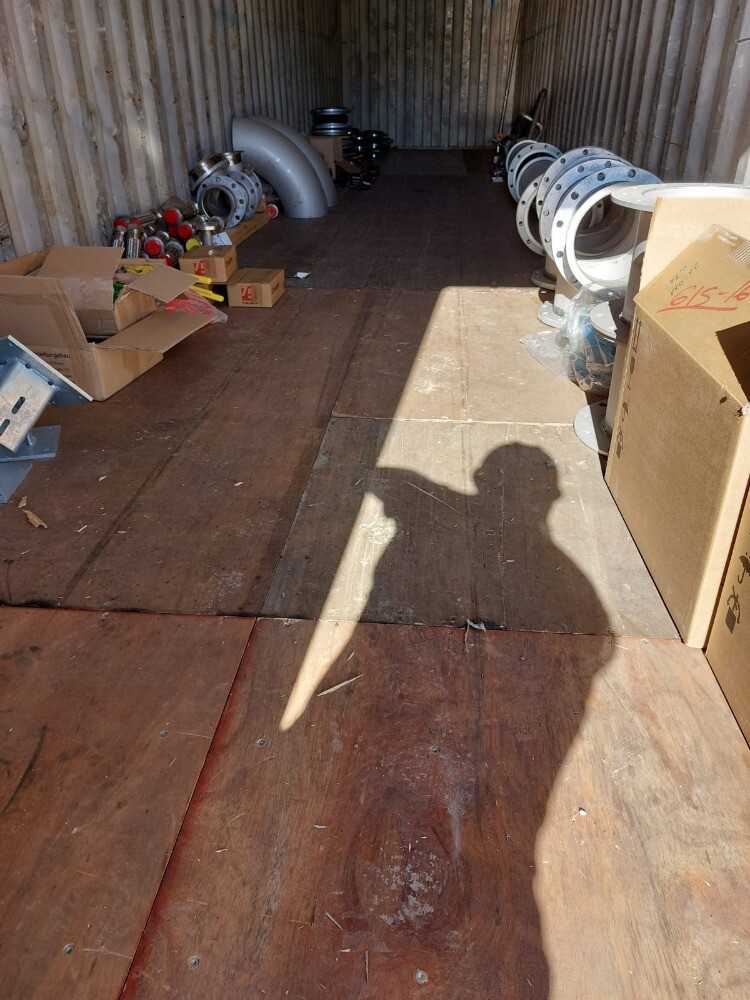 40 ft Container - Empty - INDUSTRIAL PARTS