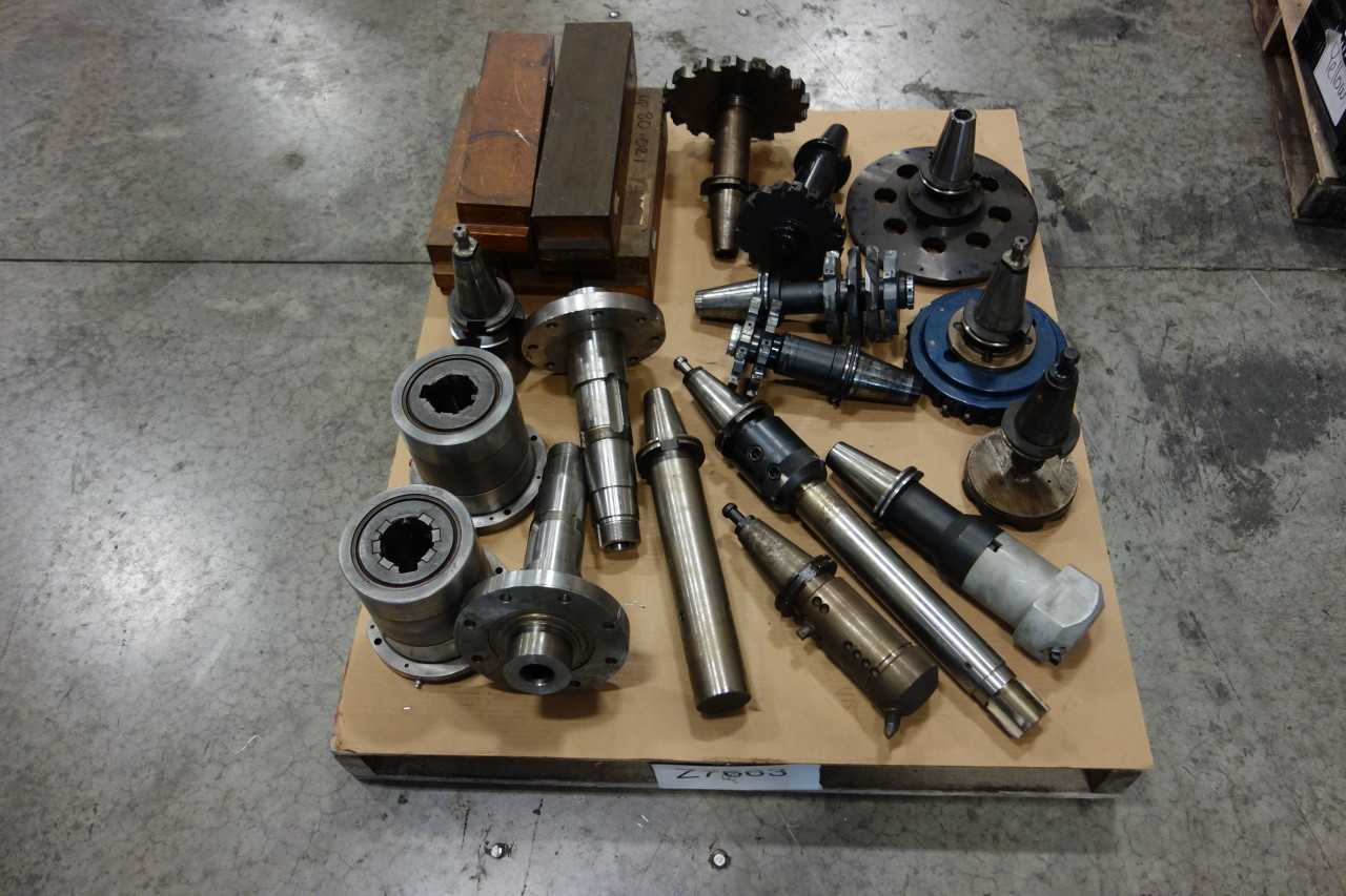 1 PALLET OF ASSORTED CAT 50 TOOL HOLDERS, ACCESSORIES, ATTACHMENTS - MISCELLANEOUS