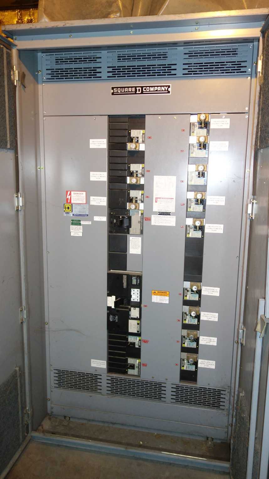 SQUARE D 5042956B0 1000A 480Y/277V POWERSTYLE SWITCHBOARD CABINET - 16X CIRCUIT BREAKERS - CIRCUIT BREAKERS
