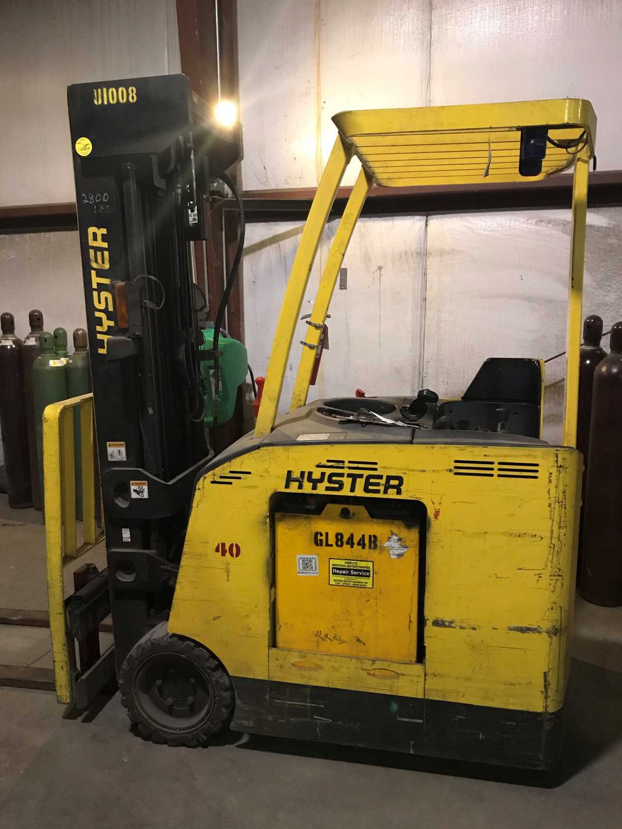 2003 Hyster E40HSD Electric Lift - FORKLIFTS