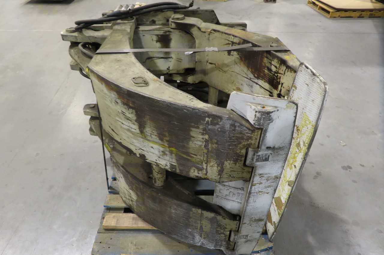 CASCADE 90F-RC-01C PAPER ROLL CLAMP FORKLIFT TRUCK ATTACHMENT 3000LBS 30IN - LIFTING ATTACHMENTS