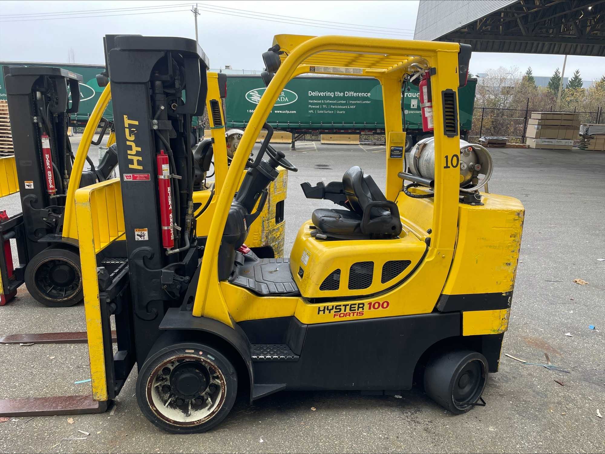 2008 HYSTER S100FTBCS 9,700 LB CAPACITY LIFT TRUCK - FORKLIFTS