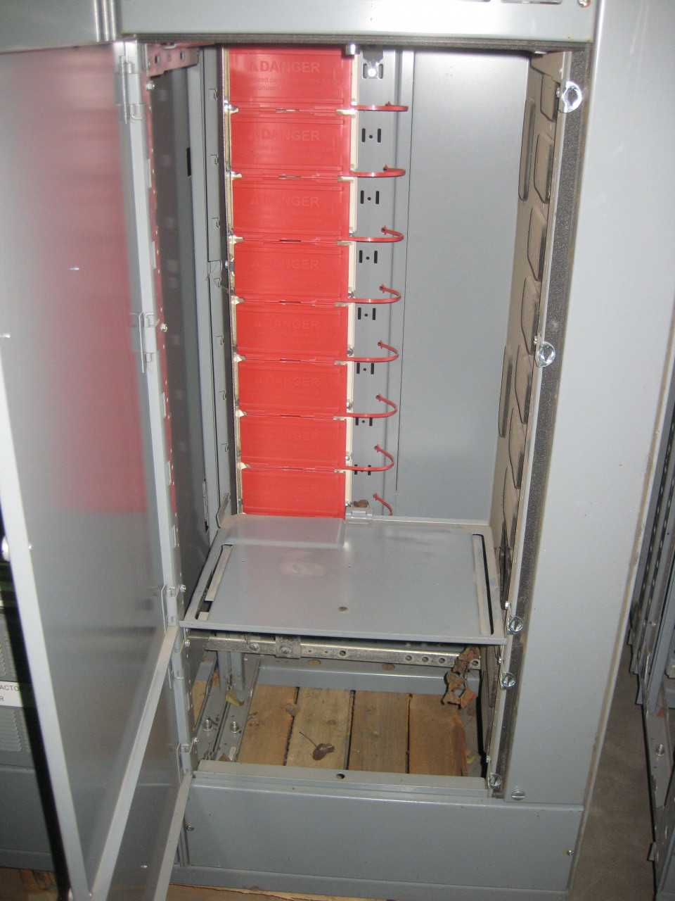 SQD Model 6 1200A Panel triple section 15HP 10 VFD 35A 25A BREAKER - ELECTRICAL COMPONENTS