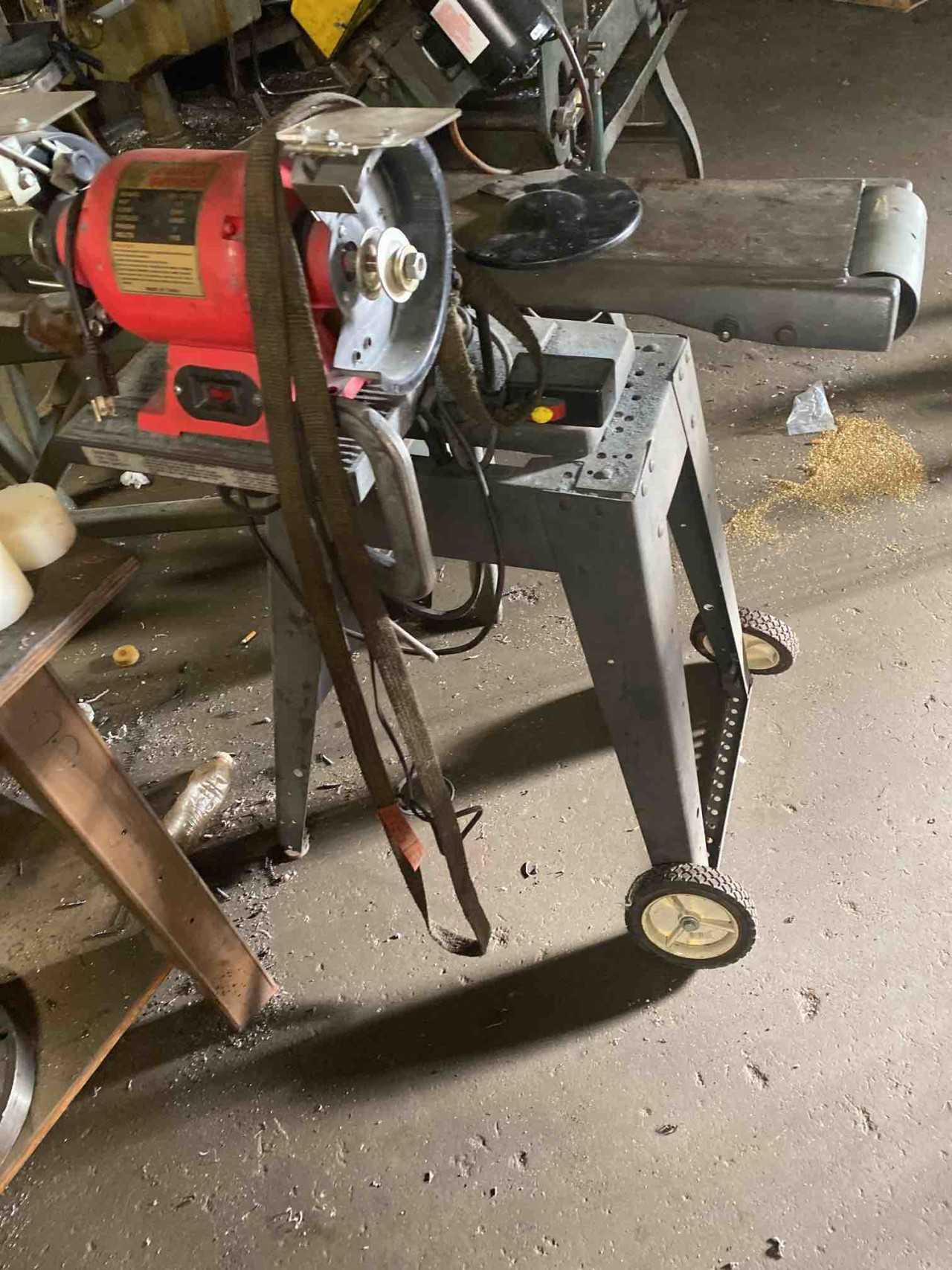 Bench grinders - BENCH GRINDERS