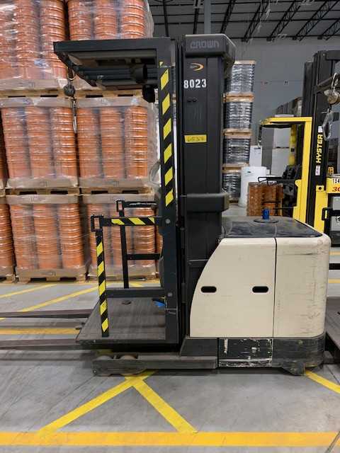 2005 Crown SP342030TT240 order picker, Henrico, VA - FORKLIFTS