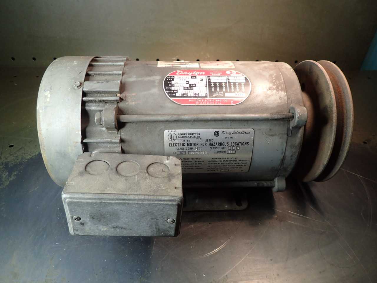 Dayton 3N370B 1HP Hazardous Location Motor 230/460V 3PH 1725 RPM, fr. J56H - ELECTRIC MOTORS