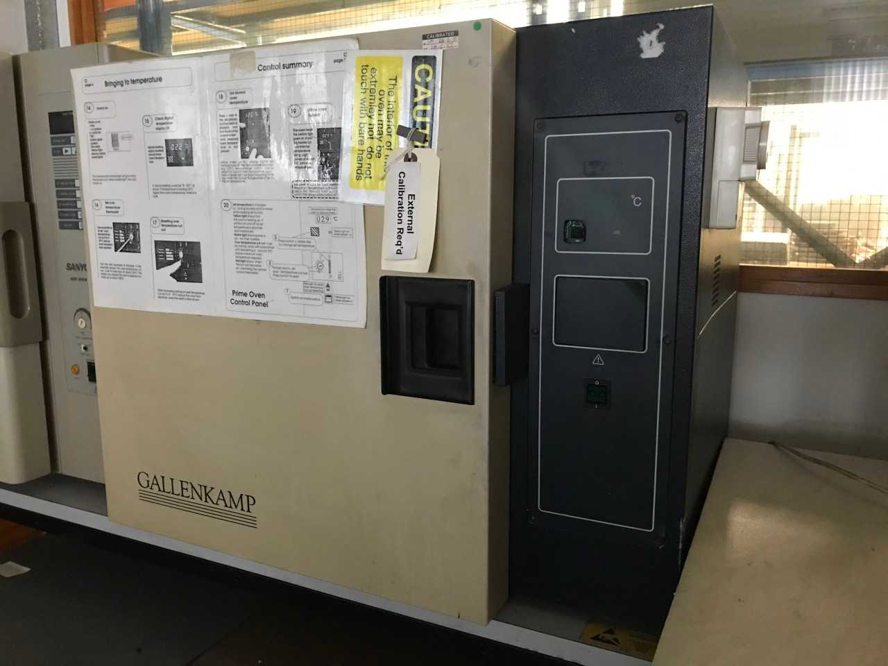 Gallenkamp Oven - LAB & SCIENTIFIC