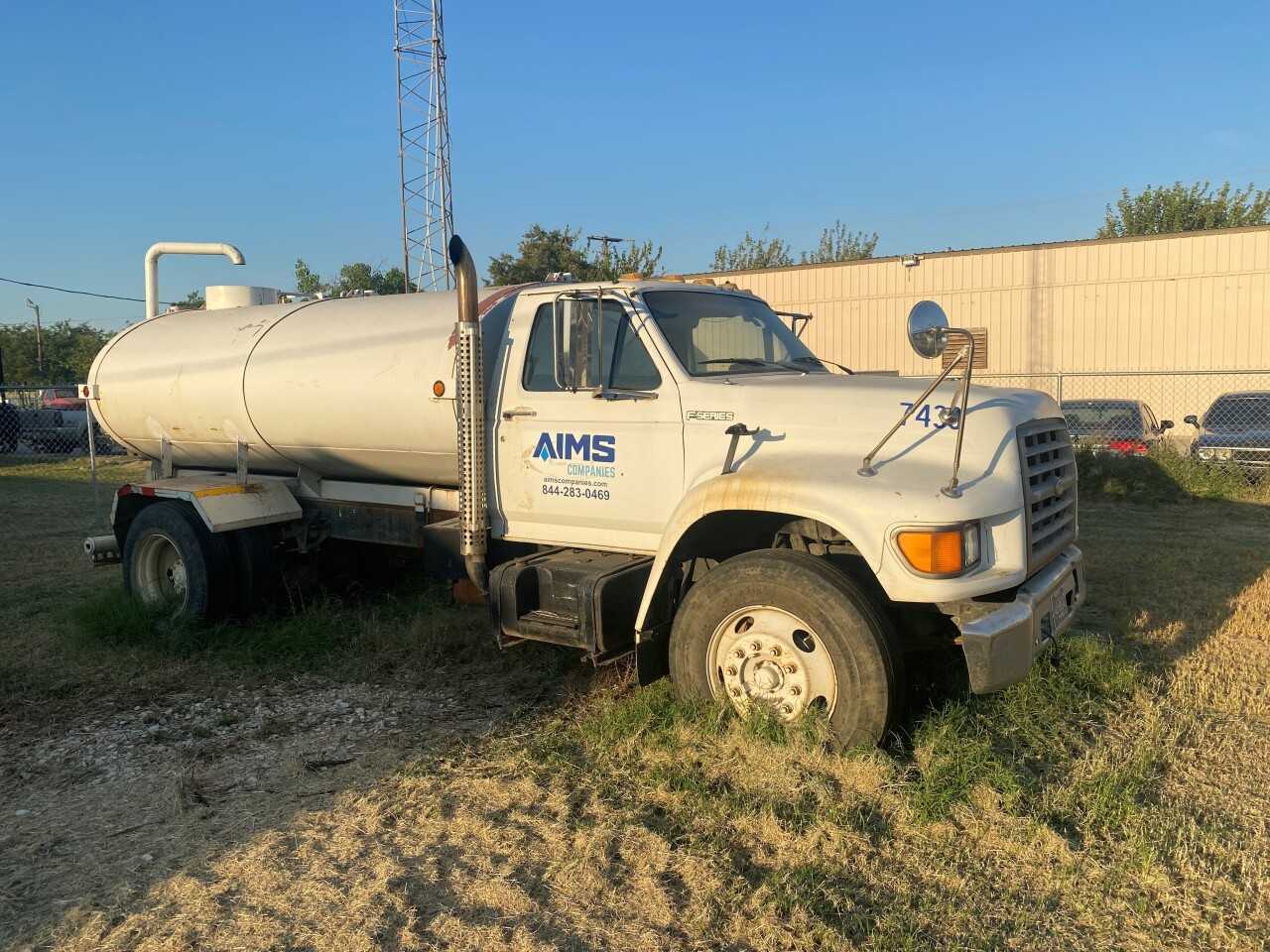 1998 Ford F800 Water truck - OFF-ROAD TRUCKS