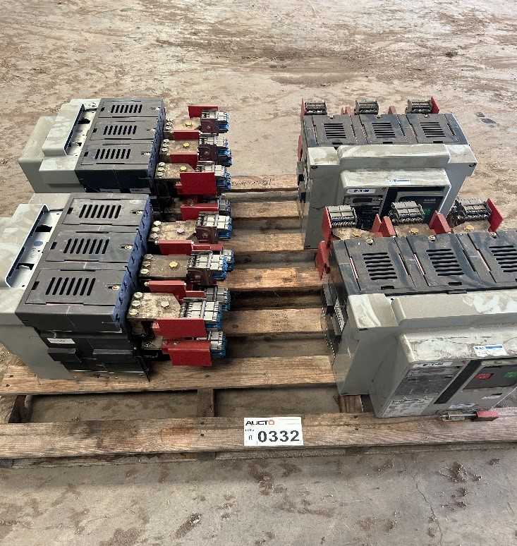 QTY 4 - EATON K1600-AR1600M LOW VOLTAGE POWER CIRCUIT BREAKER - LOW VOLTAGE CIRCUIT BREAKERS