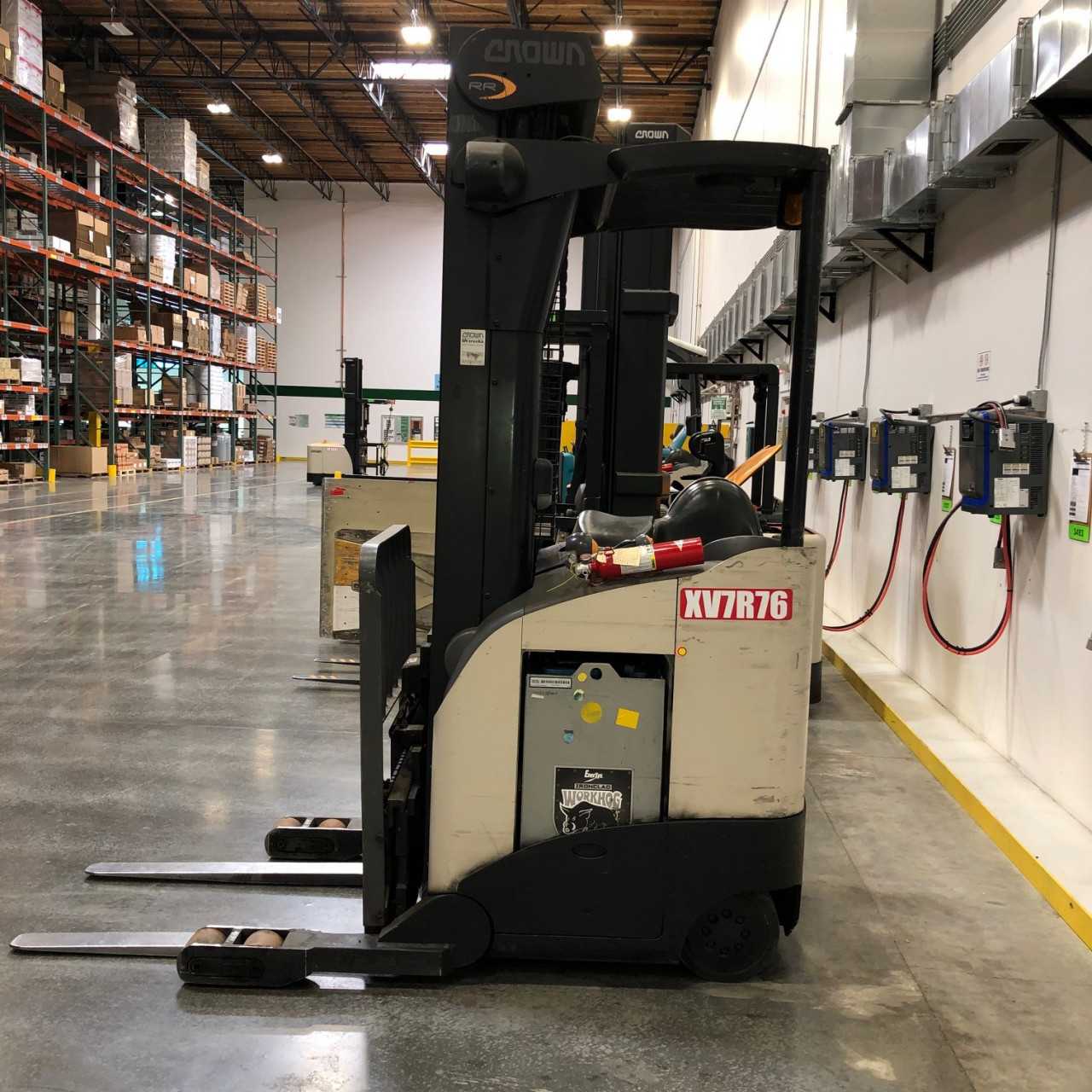 2004 Crown RR5220-35 reach truck, W. Sacramento - REACH TRUCKS