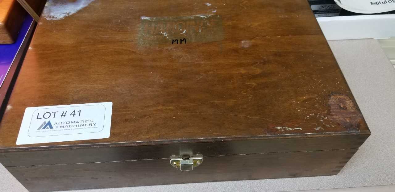 5C Collets In Box - HOLEMAKING TOOLS