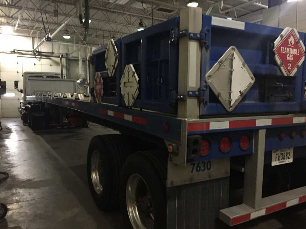 1995 Benson 42' flatbed Trailer - TRAILERS