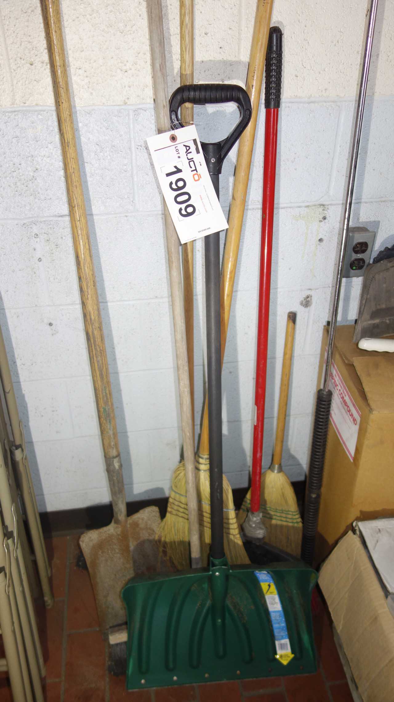 LOT OF ASSORTED CLEANING TOOLS AND CHAIRS, BROOMS - MISCELLANEOUS
