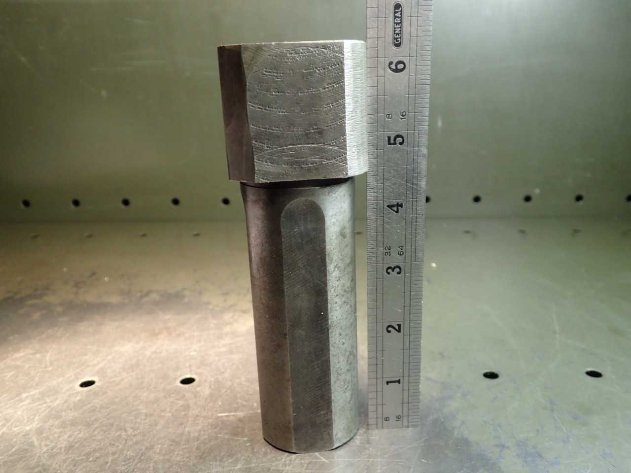 Turret Lathe Straight Cutter Turning Tool Holder: 1-3/4 Shank, 5/8 Tool Steels - HOLEMAKING TOOLS