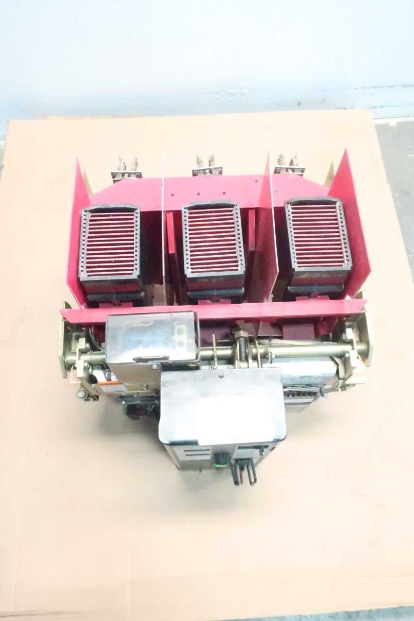 SIEMENS RL-800 800A AMP 120V-AC AIR CIRCUIT BREAKER - CIRCUIT BREAKERS