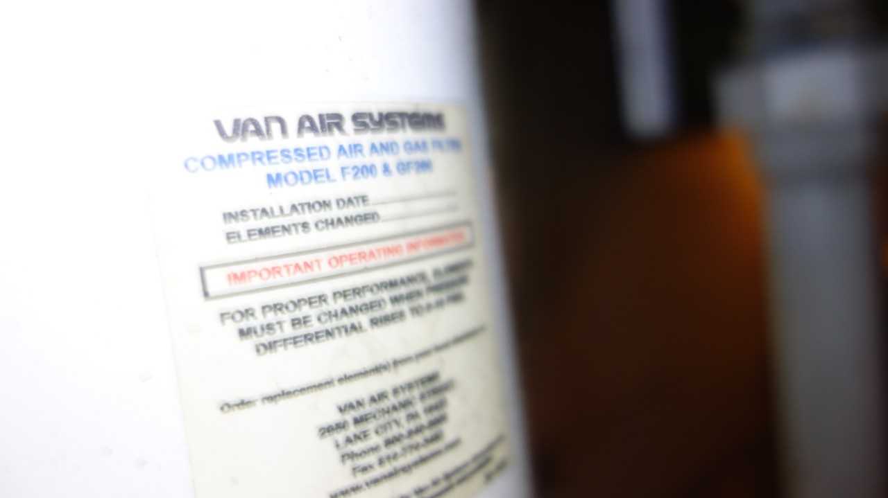 VAN-AIR HL2 150PSI REGENERATIVE COMPRESSED AIR DRYER - AIR DRYERS