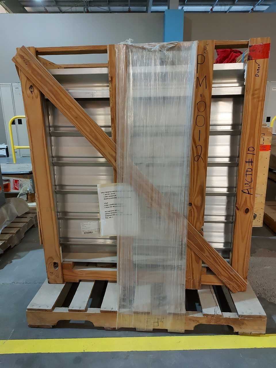 LOT OF 2 GREENHECK EAD-601 ADJUSTABLE OPERABLE LOUVERS - MACHINE TOOLING