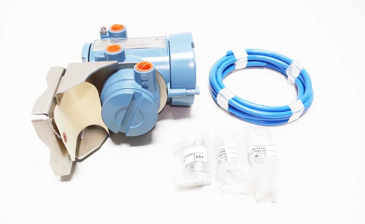 ROSEMOUNT 1700R12ADAEZZZ MICRO-MOTION 85-265V-AC 18-100V-DC FLOW TRANSMITTER - INSTRUMENTATION ROSEMOUNT 1700R12ADAEZZZ MICRO-MOTION 85-265V-AC 18-100V-DC FLOW TRANSMITTER - INSTRUMENTATION