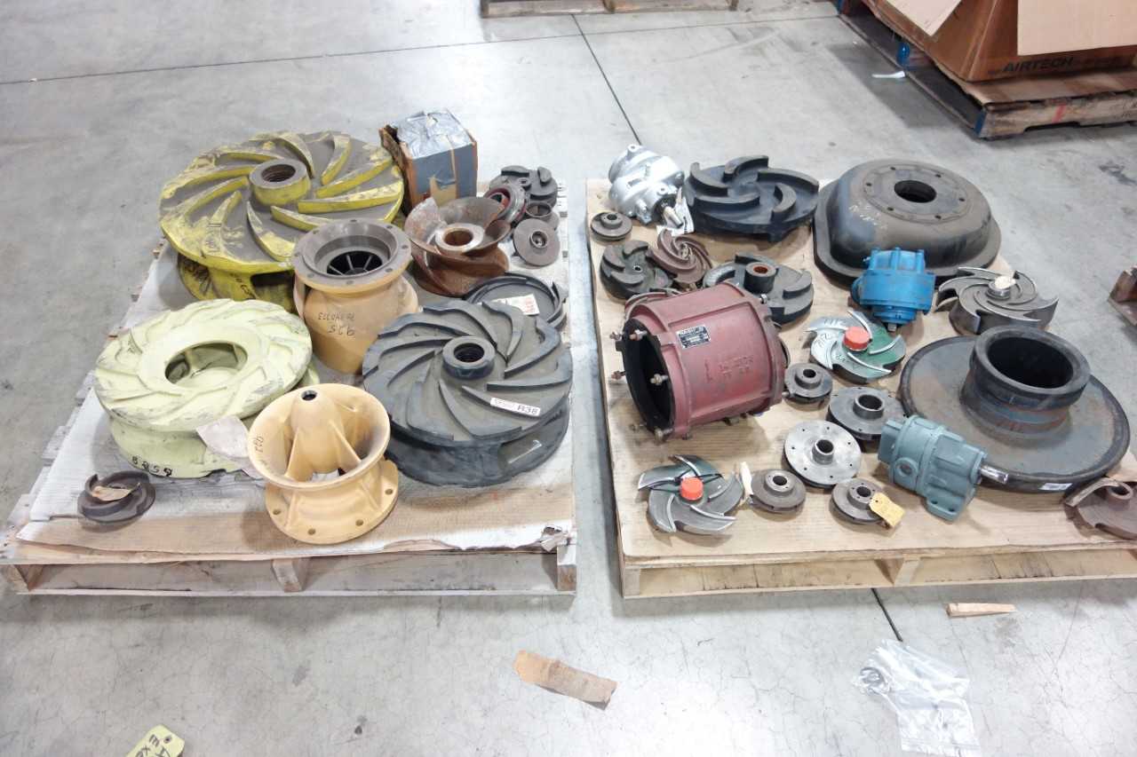 2 PALLETS OF PUMP PARTS - PUMPS