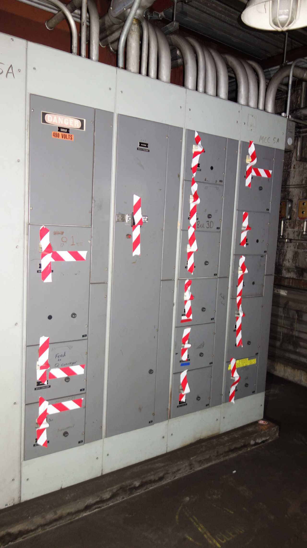 X4 VERTICAL SECTIONS OF WESTINGHOUSE MCC BUCKETS - MOTOR CONTROL CENTERS