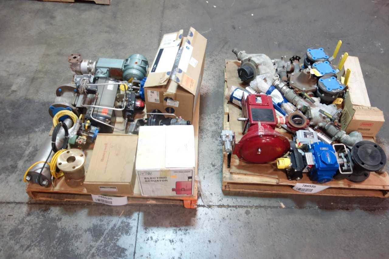 2 PALLETS OF ASSORTED VALVES AND VALVE ACCESSORIES - VALVES