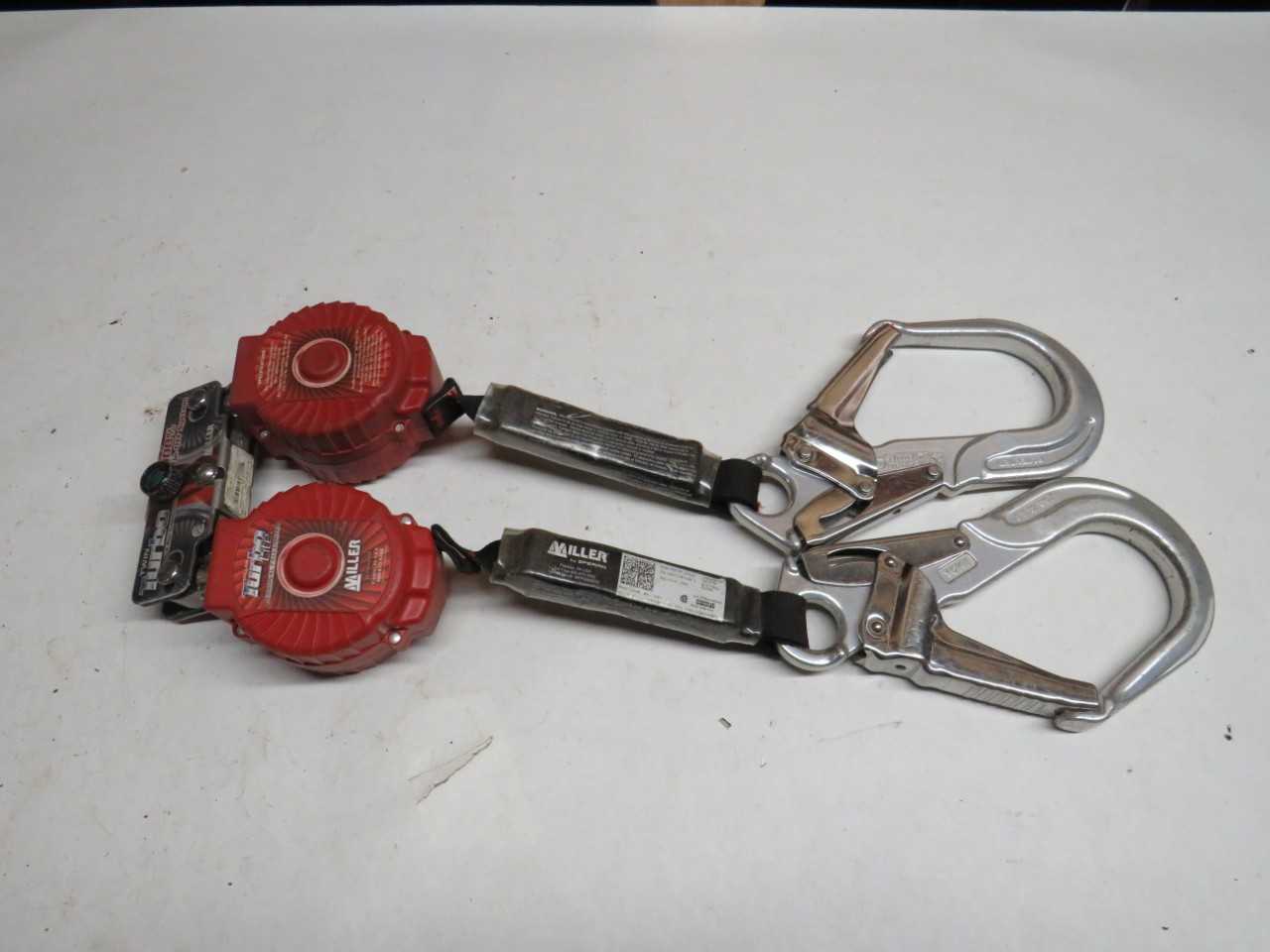 MILLER DURAFLEX D-RING CONNECTOR MFL-126FI - SAFETY SWITCH