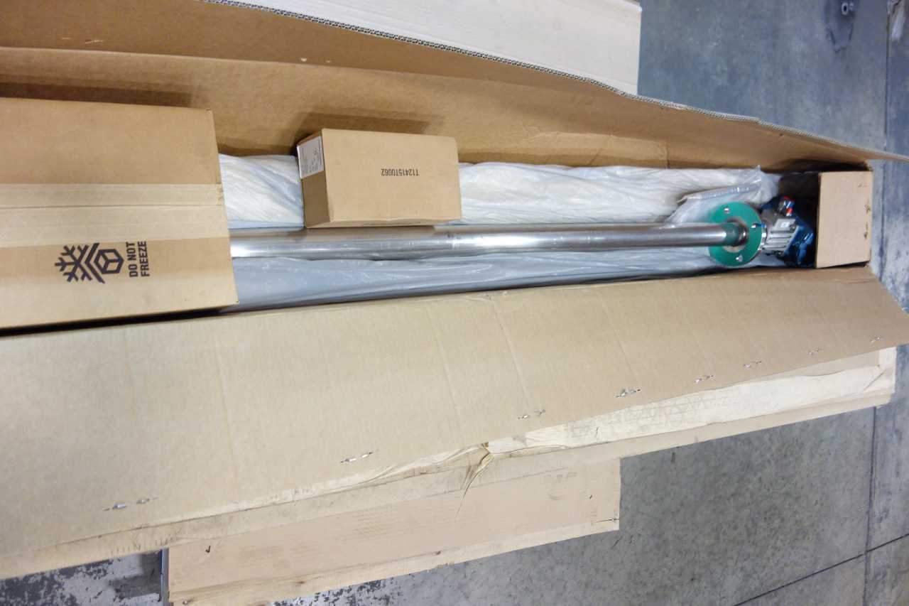 1 PALLET OF ROSEMOUNT OXYGEN GAS TRANSMITTER AND ANALYZER - INSTRUMENTATION