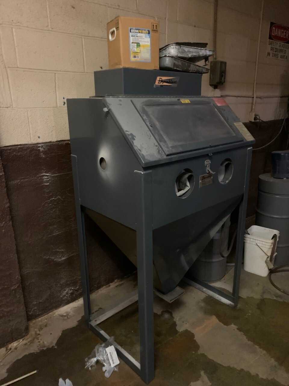 Polymer Floor Model Abrasive Blast Cabinet - GRINDING WHEELS & ABRASIVES