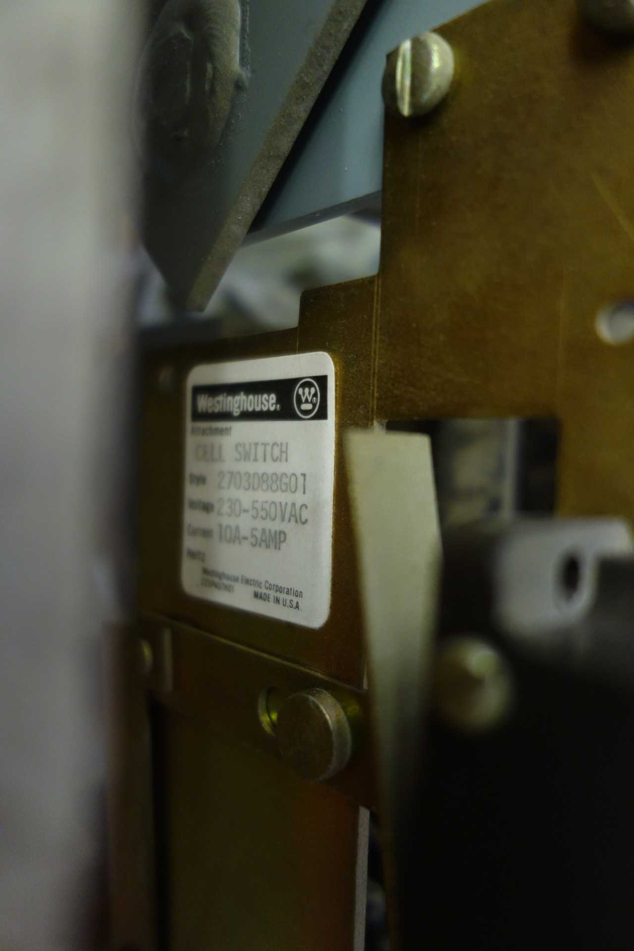 2 PALLETS OF CIRCUIT BREAKERS, REPLACEMENT PARTS AND ACCESSORIES - CIRCUIT BREAKERS