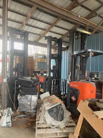 Toyota Reach Forklift with Charger - FORKLIFTS